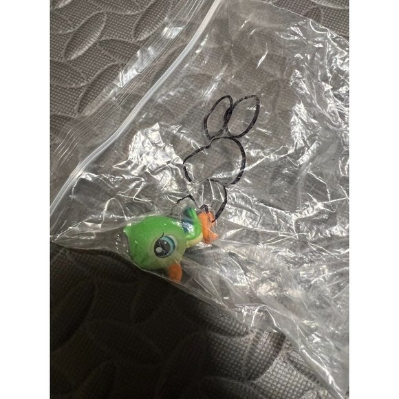 Littlest Pet Shop Green Bird Hummingbird 208 #208 Figure LPS Cake Topper Perch - Picture 5 of 6